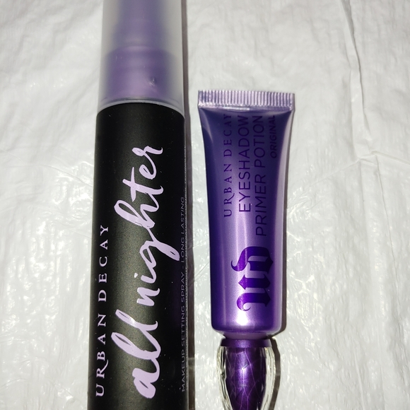 Urban Decay- Makeup Lockdown Prime and Set Duo - Picture 2 of 9